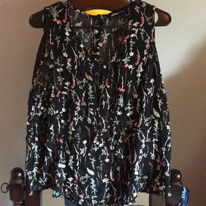 EUC Alice Blue tank top with button detail